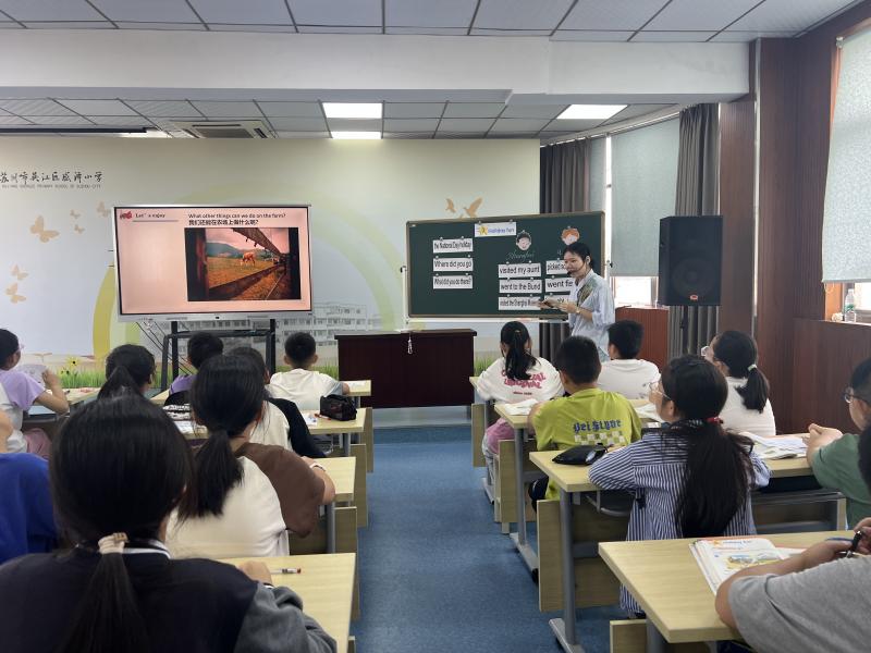 周晓雯照片1.JPG