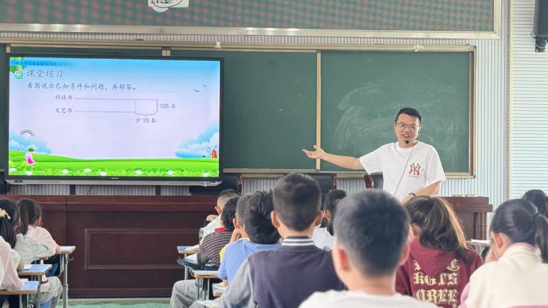 朱振学2.png