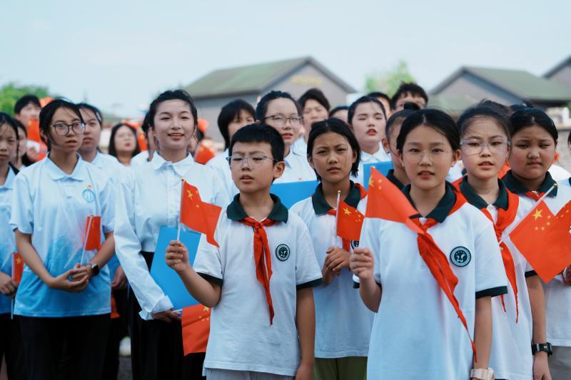 96995C4E5D0E7D1B6DEFFA455CB95CF5.jpg 96995C4E5D0E7D1B6DEFFA455CB95CF5.jpg